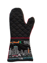 Load image into Gallery viewer, St. Louis Oven Mitt