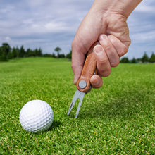 Load image into Gallery viewer, Includes magnetic ball marker, club &amp; ball cleaning brush, divot tool, and shoe cleaning spike tool.
