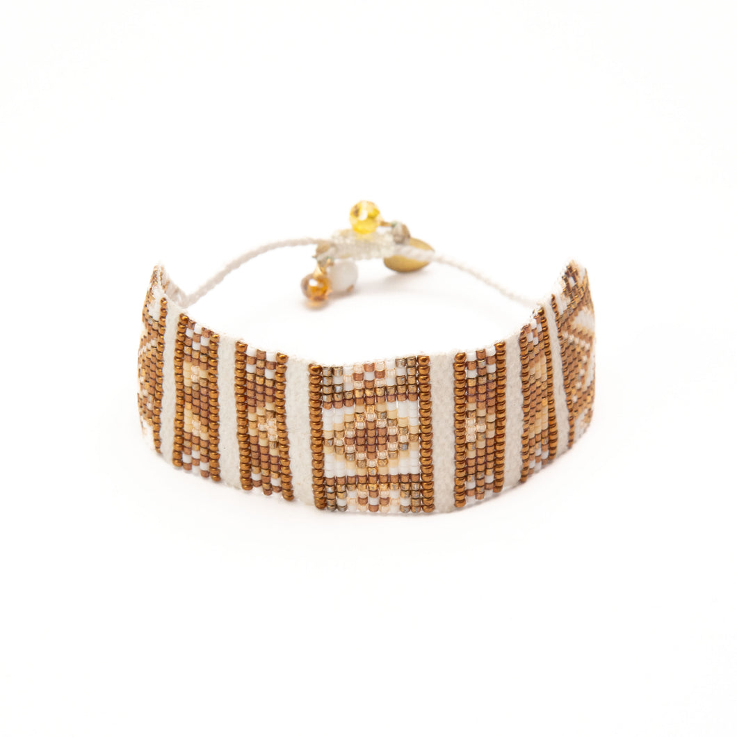 *Metallic Beaded Stretch Bracelet