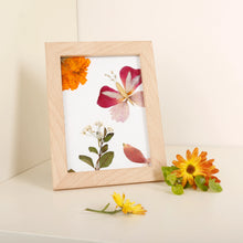 Load image into Gallery viewer, Frame your beautiful arrangements of hand picked flowers! Includes blotting paper.
