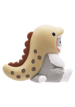 Load image into Gallery viewer, The grey-and-white cat figurine sitting against a plain white background in its light tan eel costume. The suit features a row of brown ridged spikes along the back and tail, dark brown polka dots printed on the sides.
