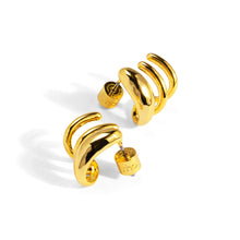 Load image into Gallery viewer, image of gold earrings 
