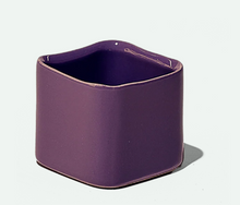 Load image into Gallery viewer, Svek Ceramic Indoor Succulent Pot
