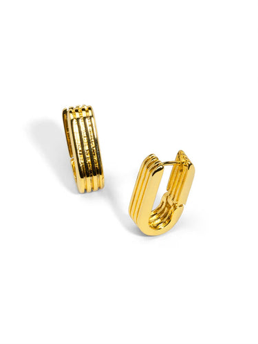 image of ribbed square huggie earrings
