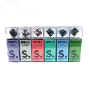 Speks Earth Magnet Toy