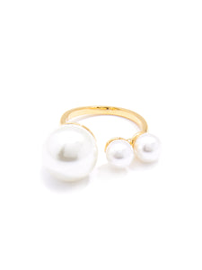 Asymmetrical Pearl Ring